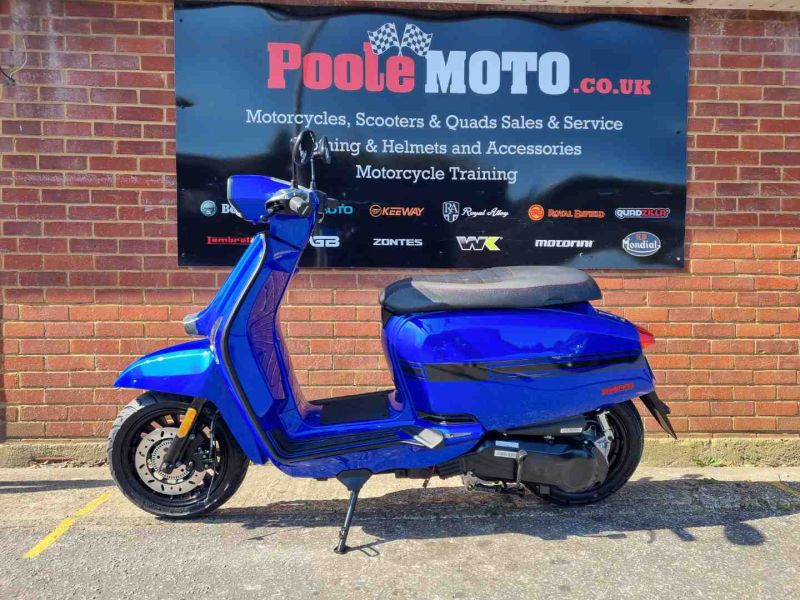 lambretta V125 SPECIAL