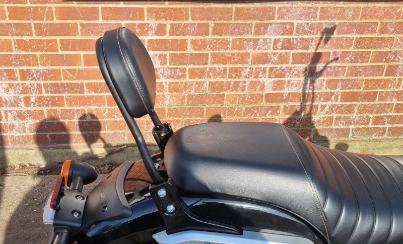 um RENEGADE SPORT 125