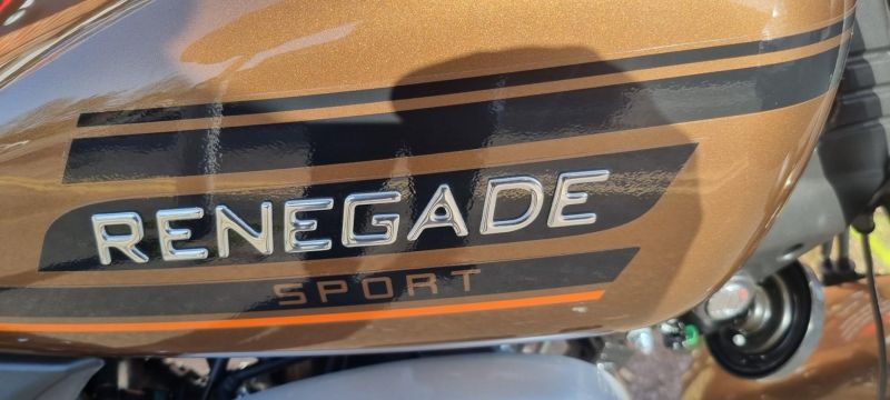 um RENEGADE SPORT 125