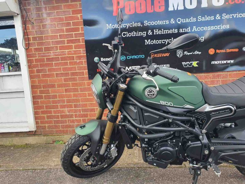 benelli LEONCINO 800