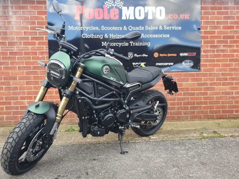 benelli LEONCINO 800