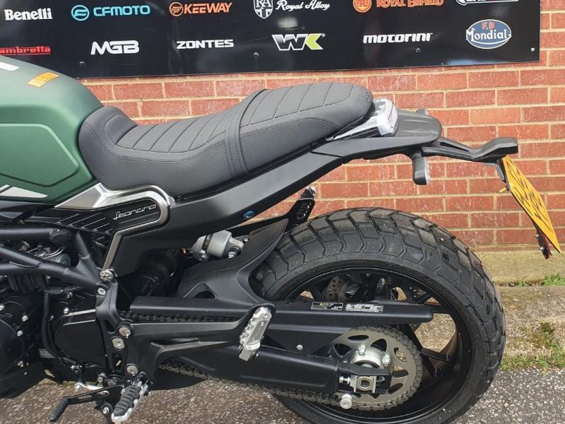 benelli LEONCINO 800