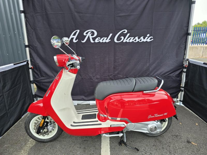 royal alloy GT2 125 ELEGANCE