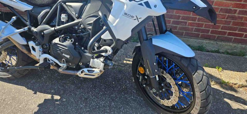 benelli TRK 502X E5