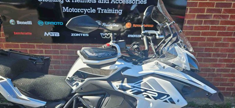 benelli TRK 502X E5