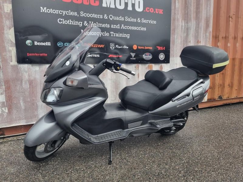 suzuki BURGMAN 650