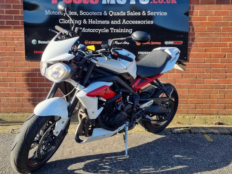 triumph STREET TRIPLE ABS