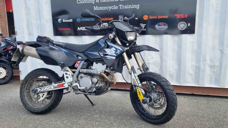suzuki DRZ400
