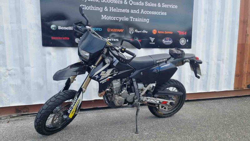 suzuki DRZ400