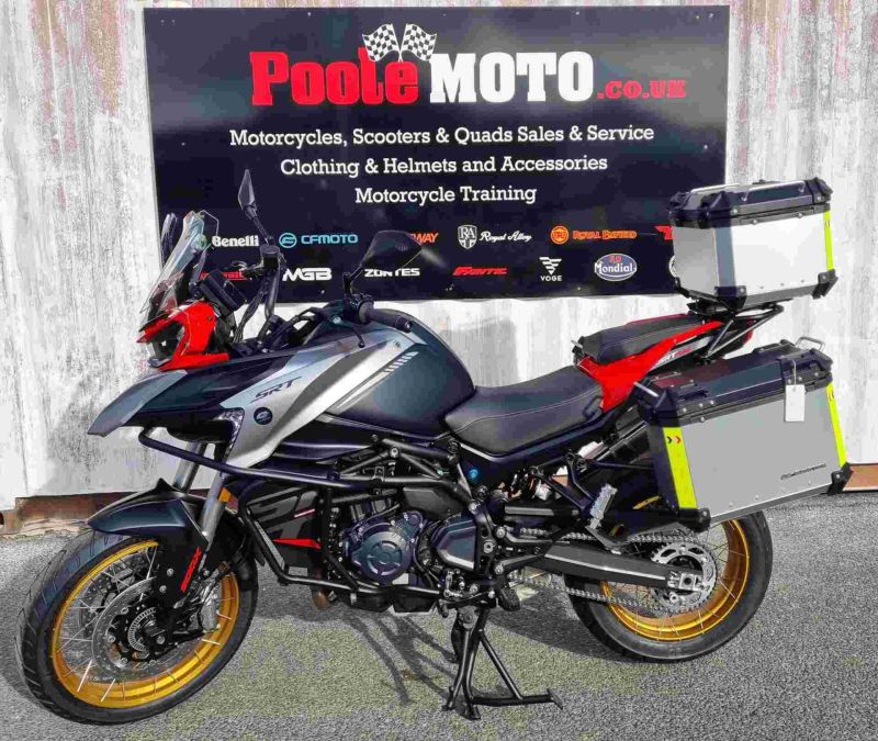 qjmotor SRT 900 SX