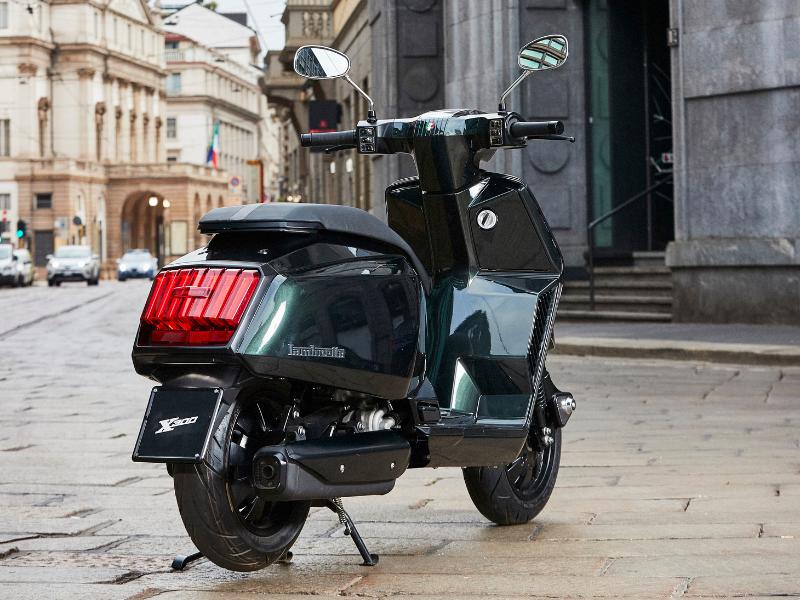 lambretta X300 SR