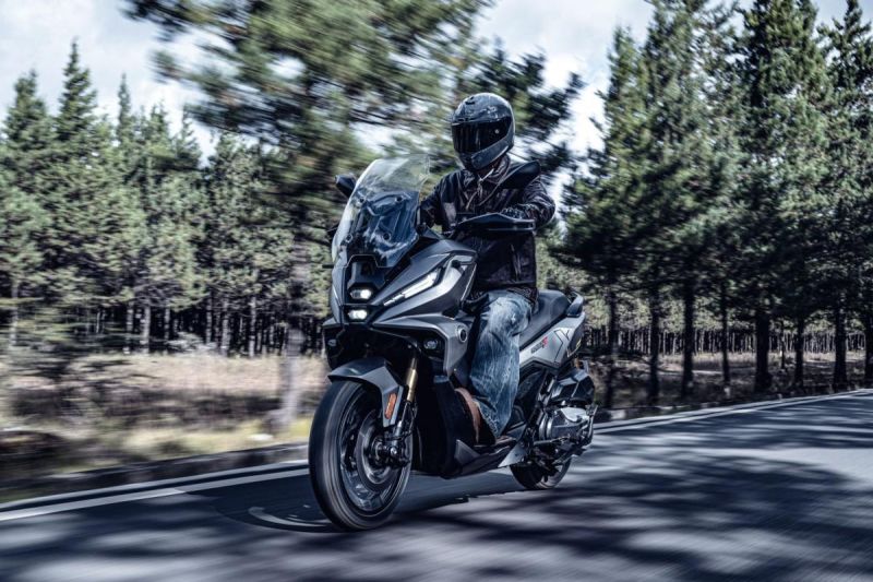 voge SR450 X