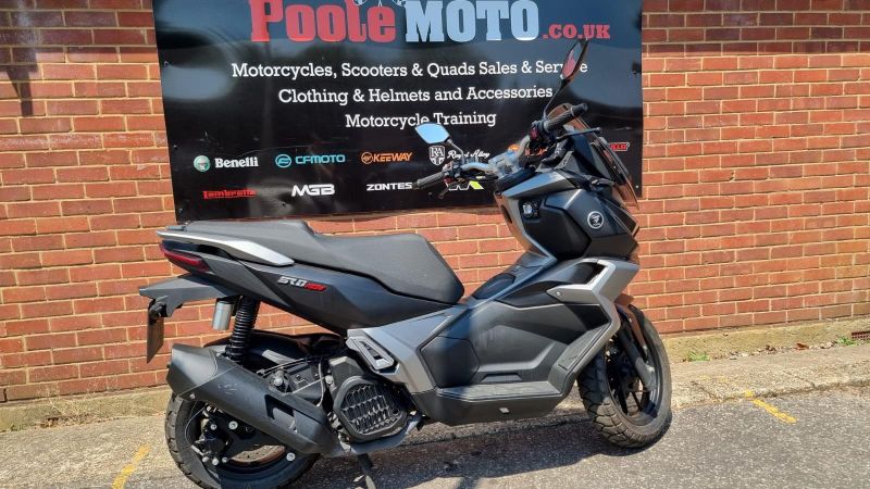 voge SR1 ADV