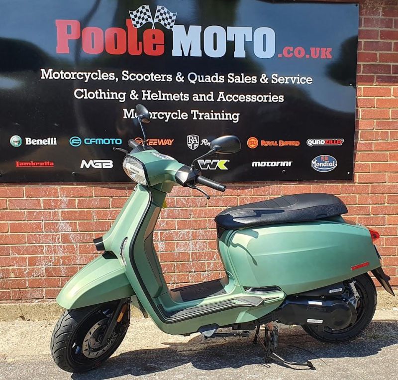 lambretta V125 SPECIAL
