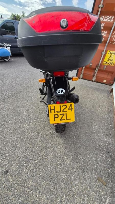 royal enfield HIMALAYAN 411