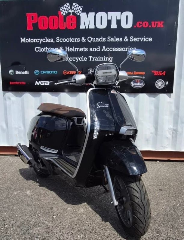 lambretta V200 SPECIAL