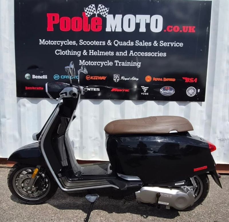 lambretta V200 SPECIAL