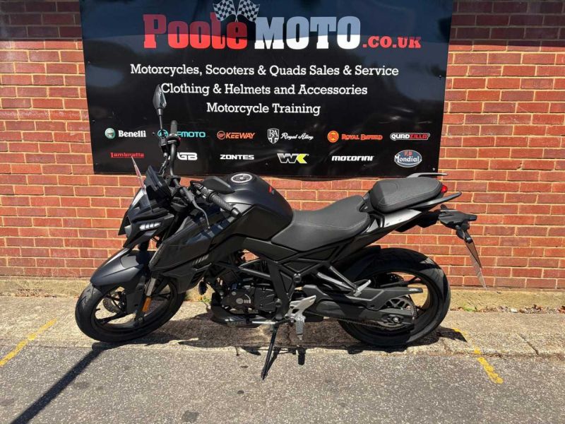 voge R125S