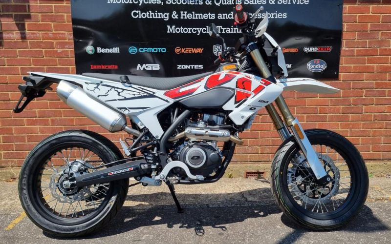 qjmotor COV 125 S