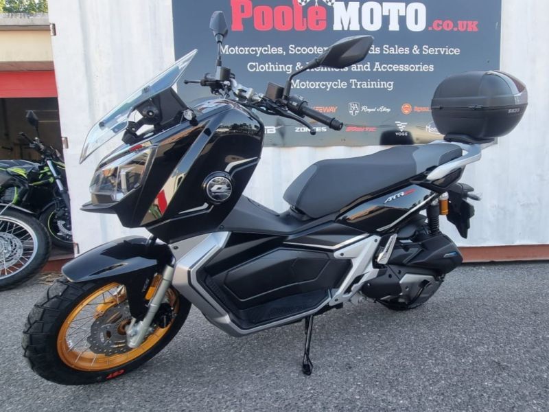 voge SR1 ADV