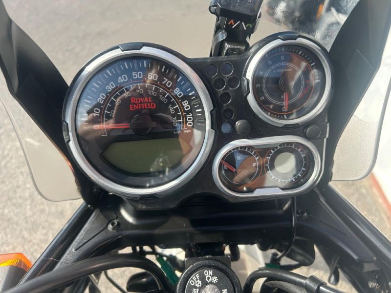 royal enfield HIMALAYAN 411