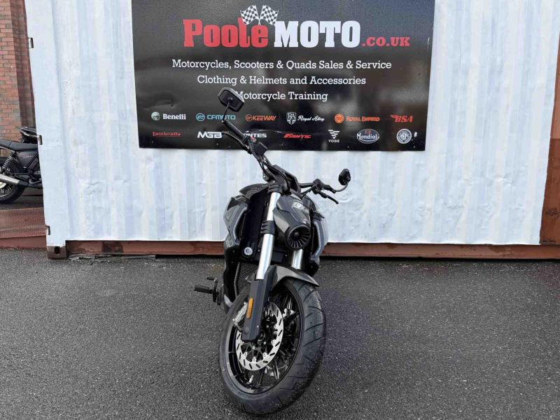 benelli BENDA LFC 700 PRO