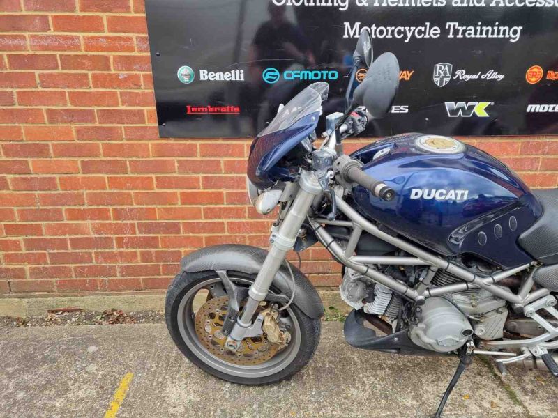 ducati MONSTER