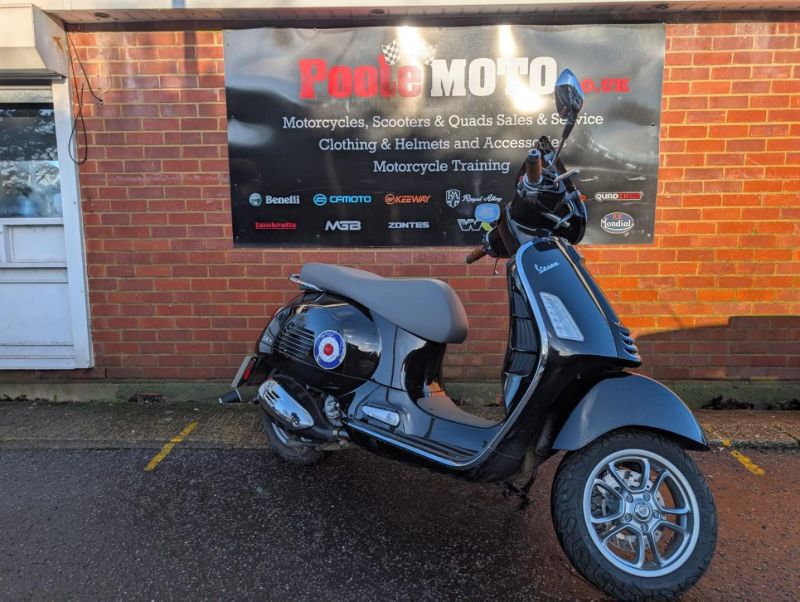vespa 300 GTS ABS
