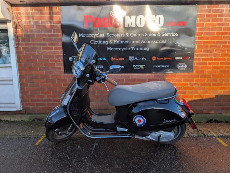vespa 300 GTS ABS