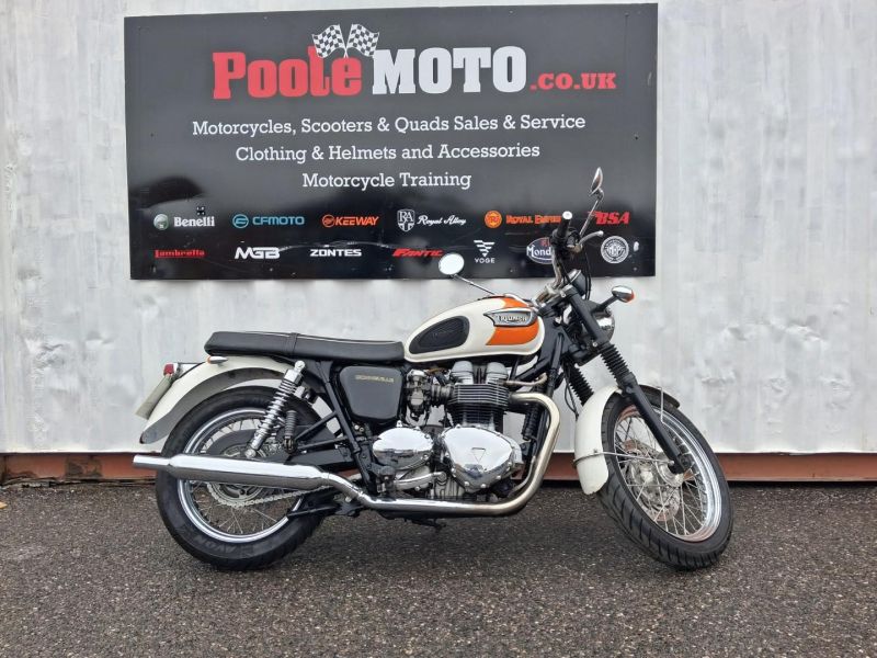 triumph T100