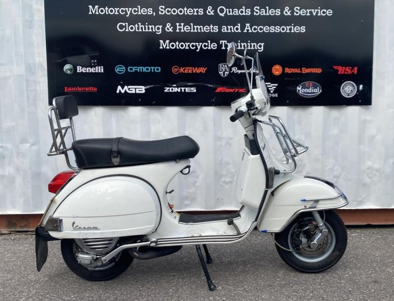 piaggio PX150
