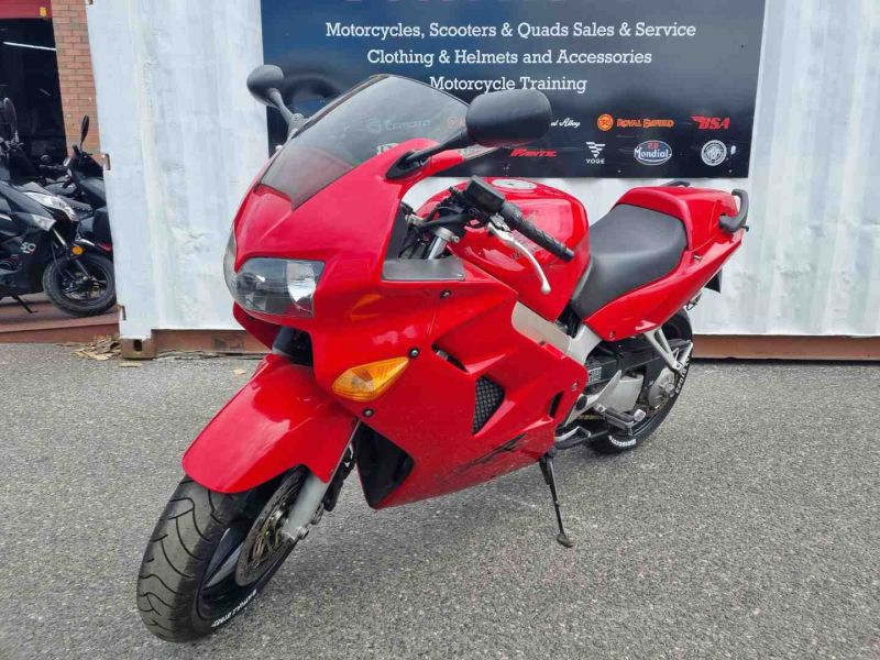 honda VFR800