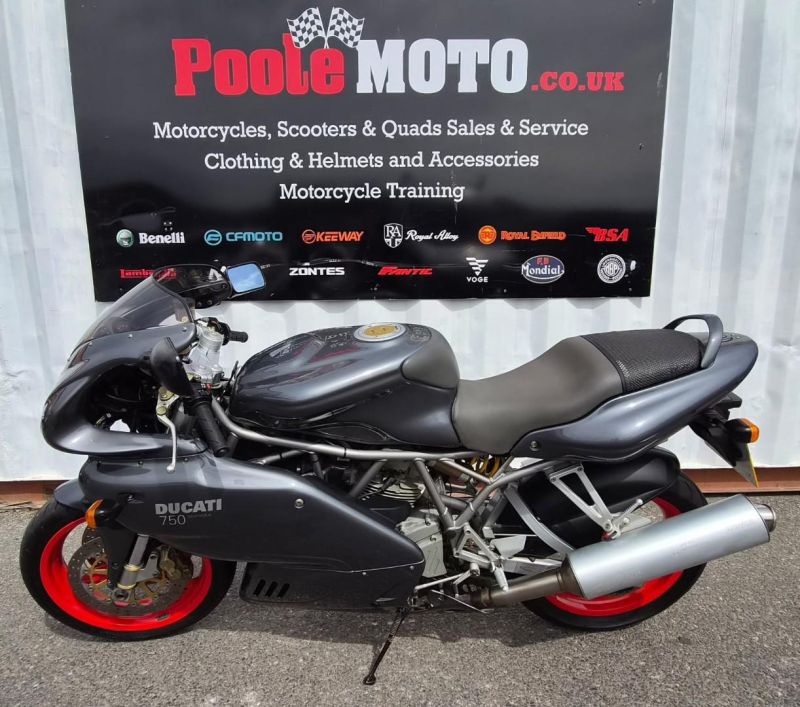 ducati 750SS