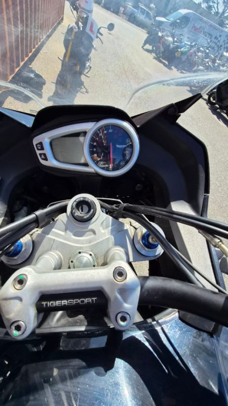 triumph TIGER SPORT 1050