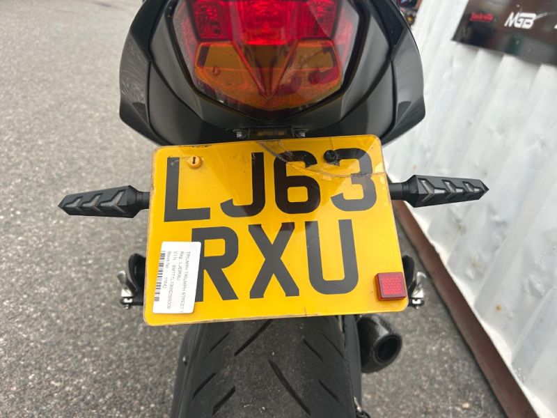 triumph STREET TRIPLE ABS