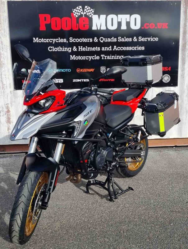 qjmotor SRT 900 SX