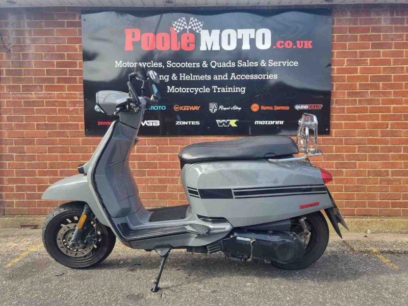 lambretta V125 SPECIAL