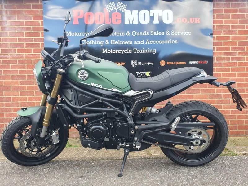 benelli LEONCINO 800
