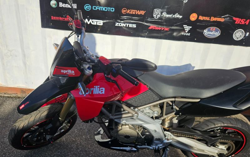 aprilia DORSODURO 750