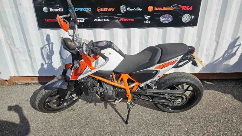 ktm 690DUKE
