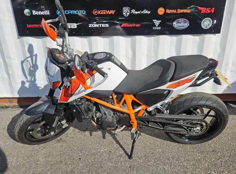 ktm 690DUKE