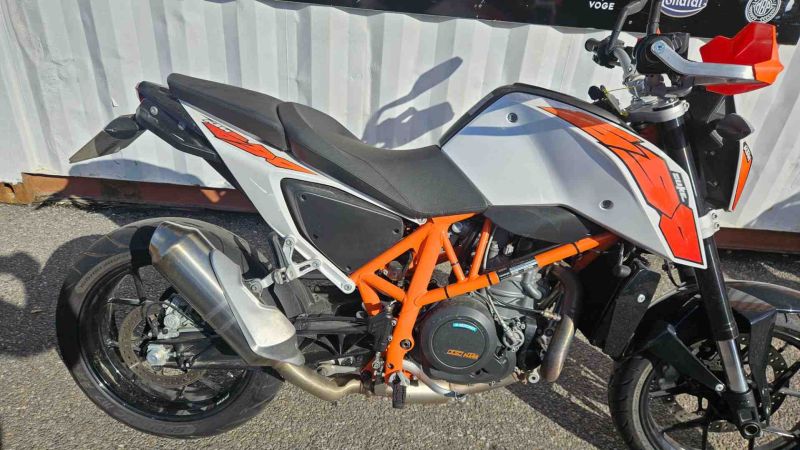 ktm 690DUKE