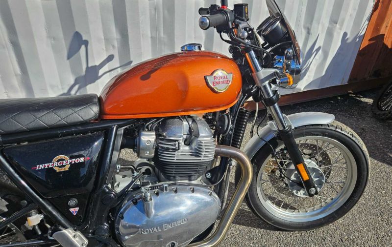 royal enfield INTERCEPTOR 650