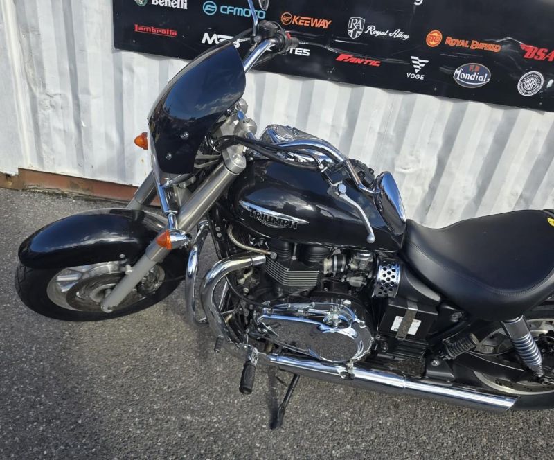 triumph TRUIMPH BONNEVILLE AMERICA 865