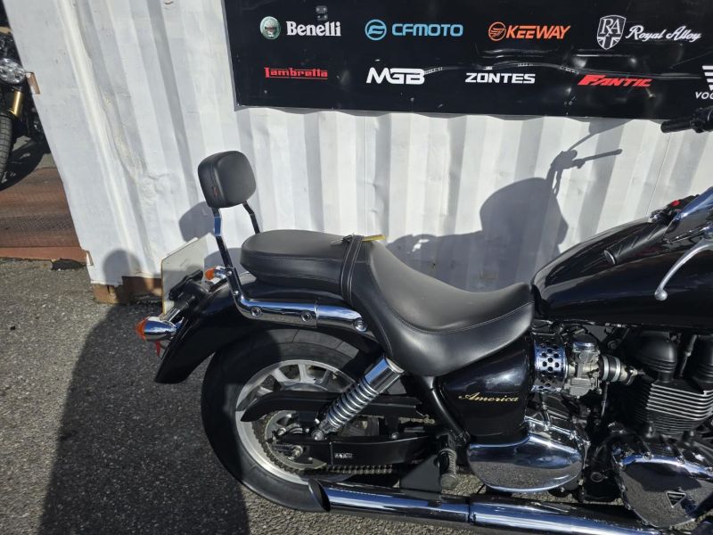 triumph TRUIMPH BONNEVILLE AMERICA 865