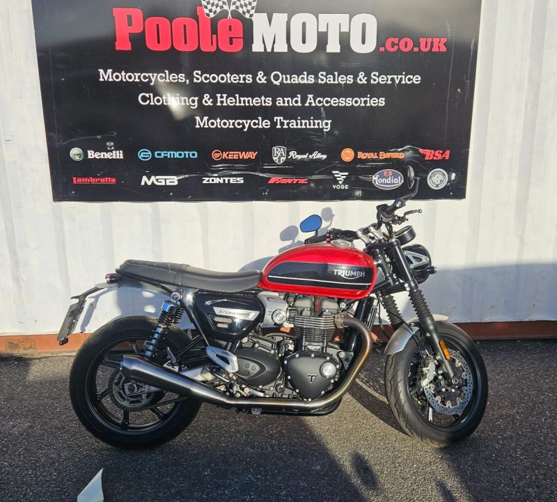 triumph SPEEDTWIN