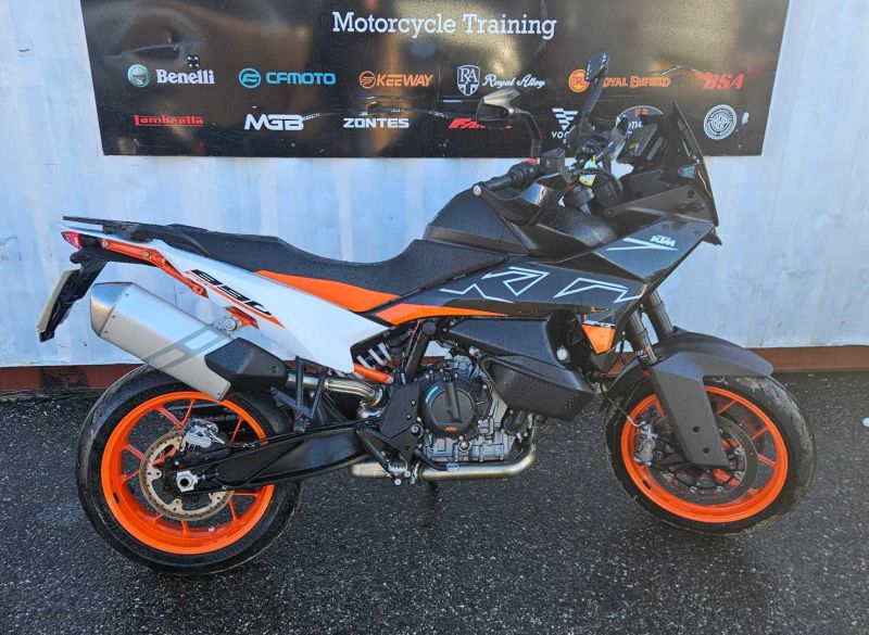 ktm 890 SMT 24