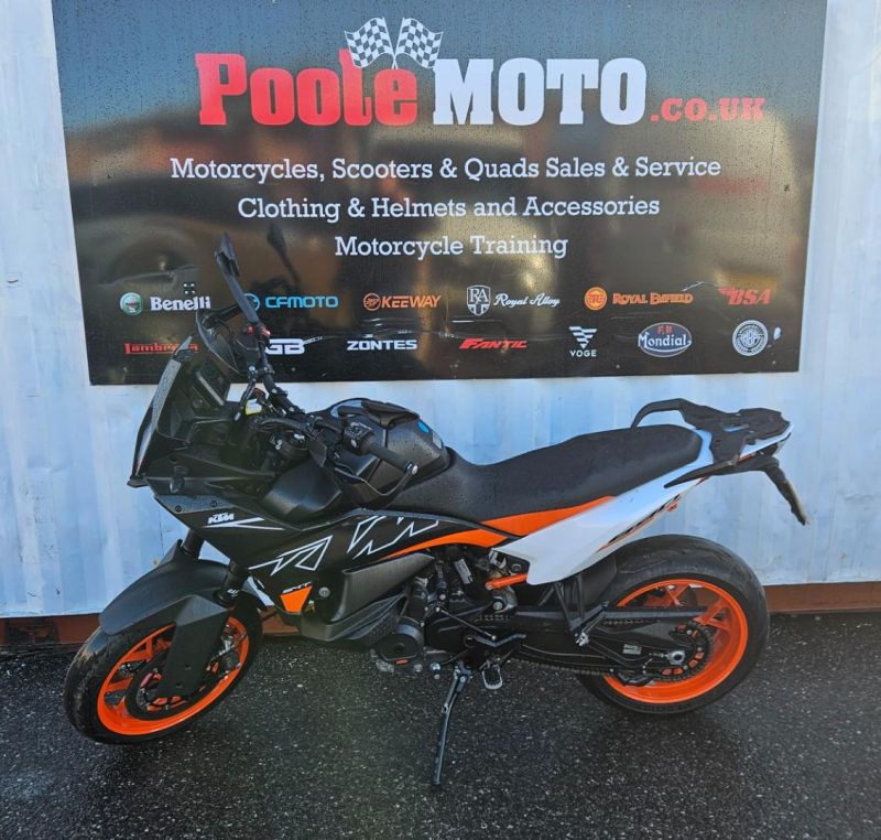 ktm 890 SMT 24