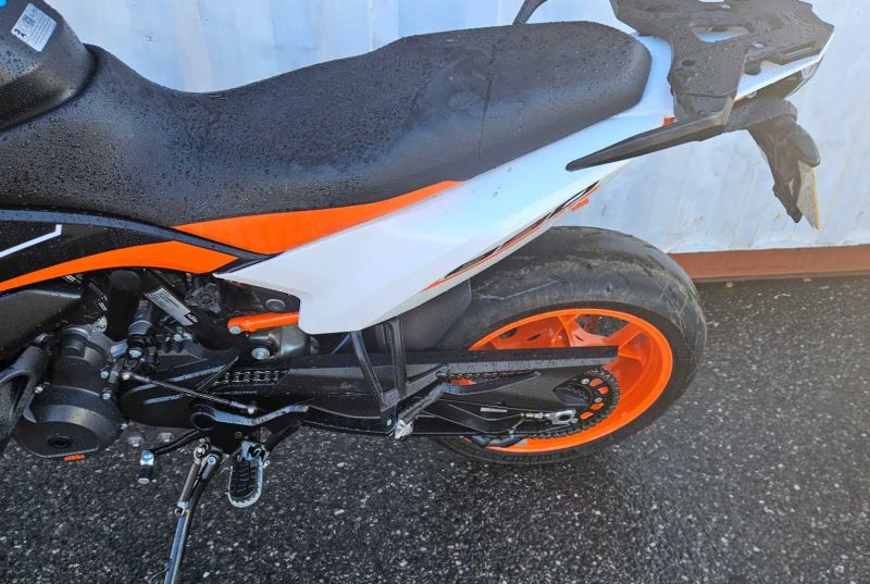 ktm 890 SMT 24