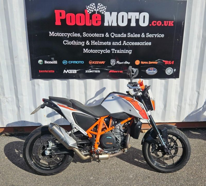 ktm 690DUKE